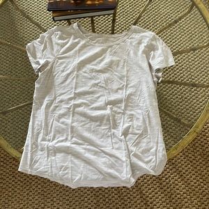 Lululemon tee